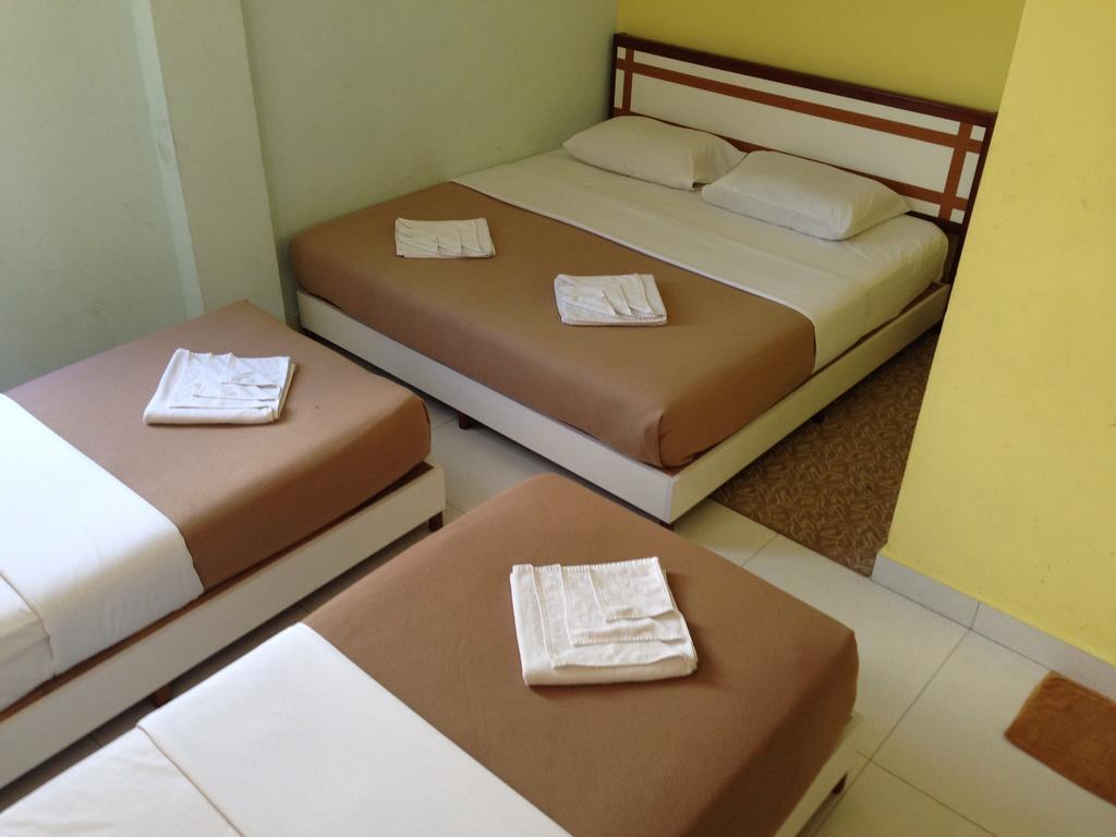 Sakiza View Hotel Mersing Zimmer foto